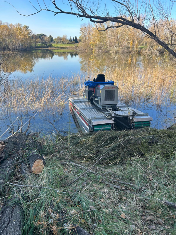 Location bateau faucardage Mobitrac